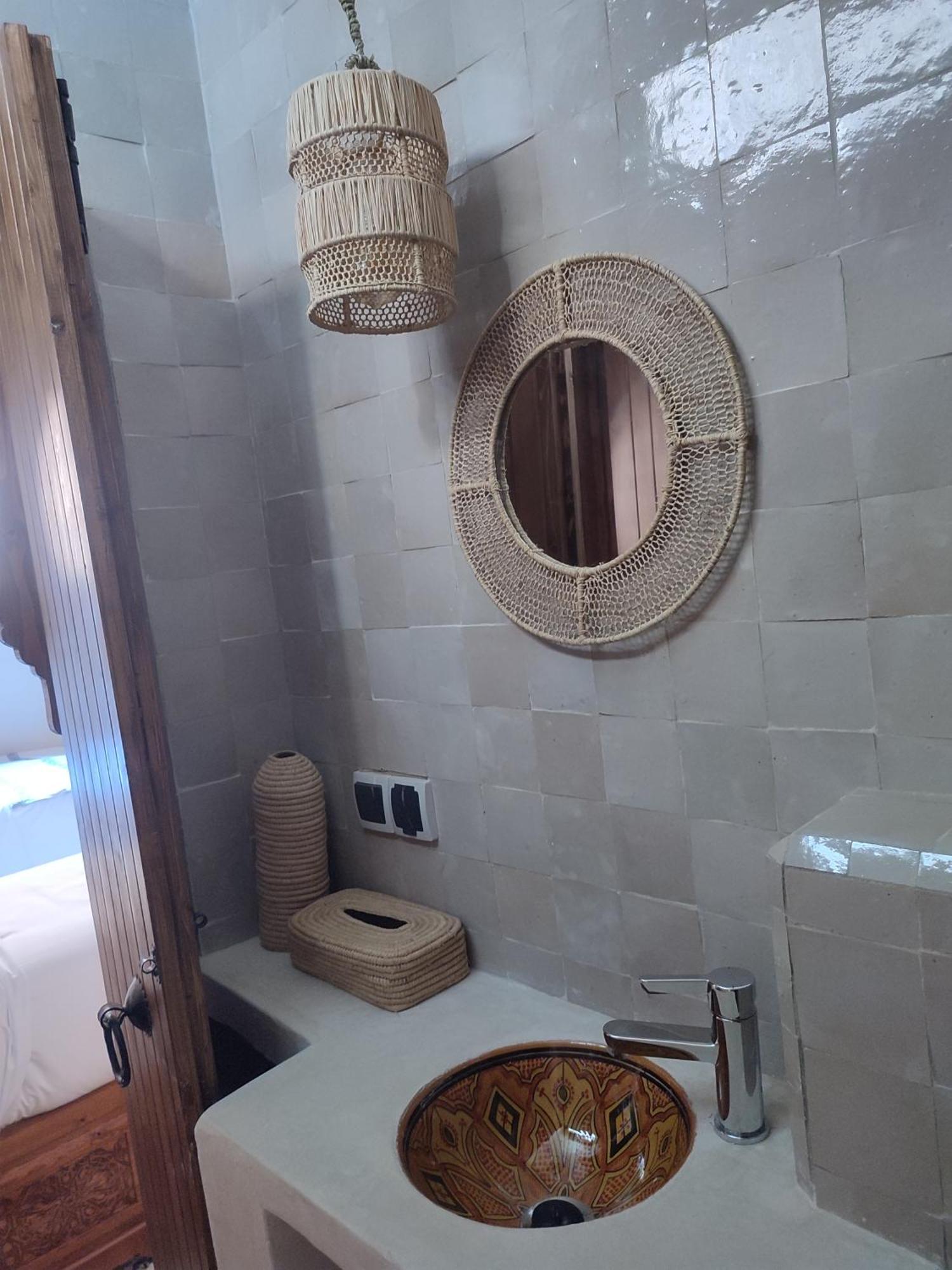 Private Room In Apartment Tov Taghazout Zewnętrze zdjęcie
